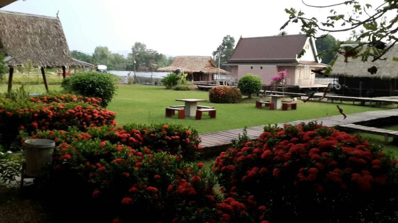 Bamboo House Resort Kanchanaburi Exteriér fotografie